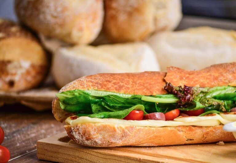 Laat je de kaas niet van het brood hacken